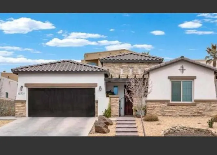 Desert Dream 4 Bedroom 3 Ba With Game Room And Outdoor Patio & Grill